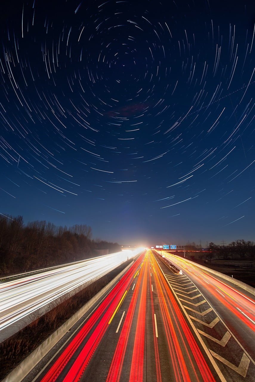 trails, highway, automobile-3948005.jpg